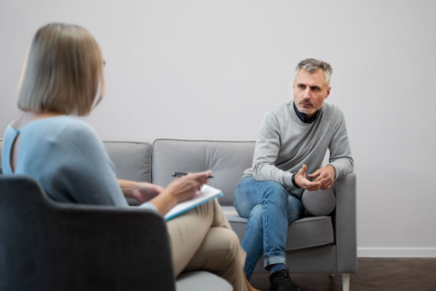 Locate Psychiatrists in Los Angeles Who Provide Bilingual Services