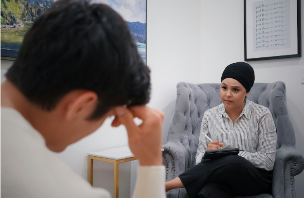 Psychiatrist in Scissors Crossing