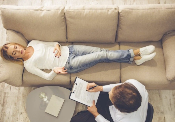 Psychiatrist in Chesterfield