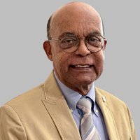 Dr. Manuel Mota-Castillo