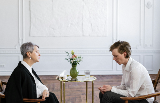 Psychiatrist Accepting Fidelis in Brooklyn - Finding Steady Support for Bipolar Disorder