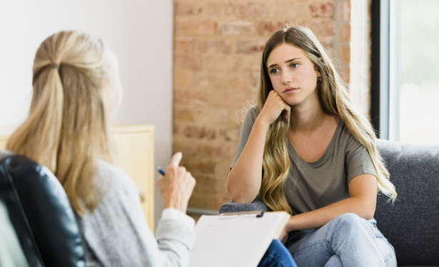 Psychiatrist Accepting Molina in Manhattan
