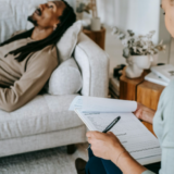 Psychiatrist in California Works With Contigo