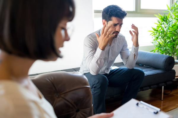 difference between psychiatrist and therapist in Virginia